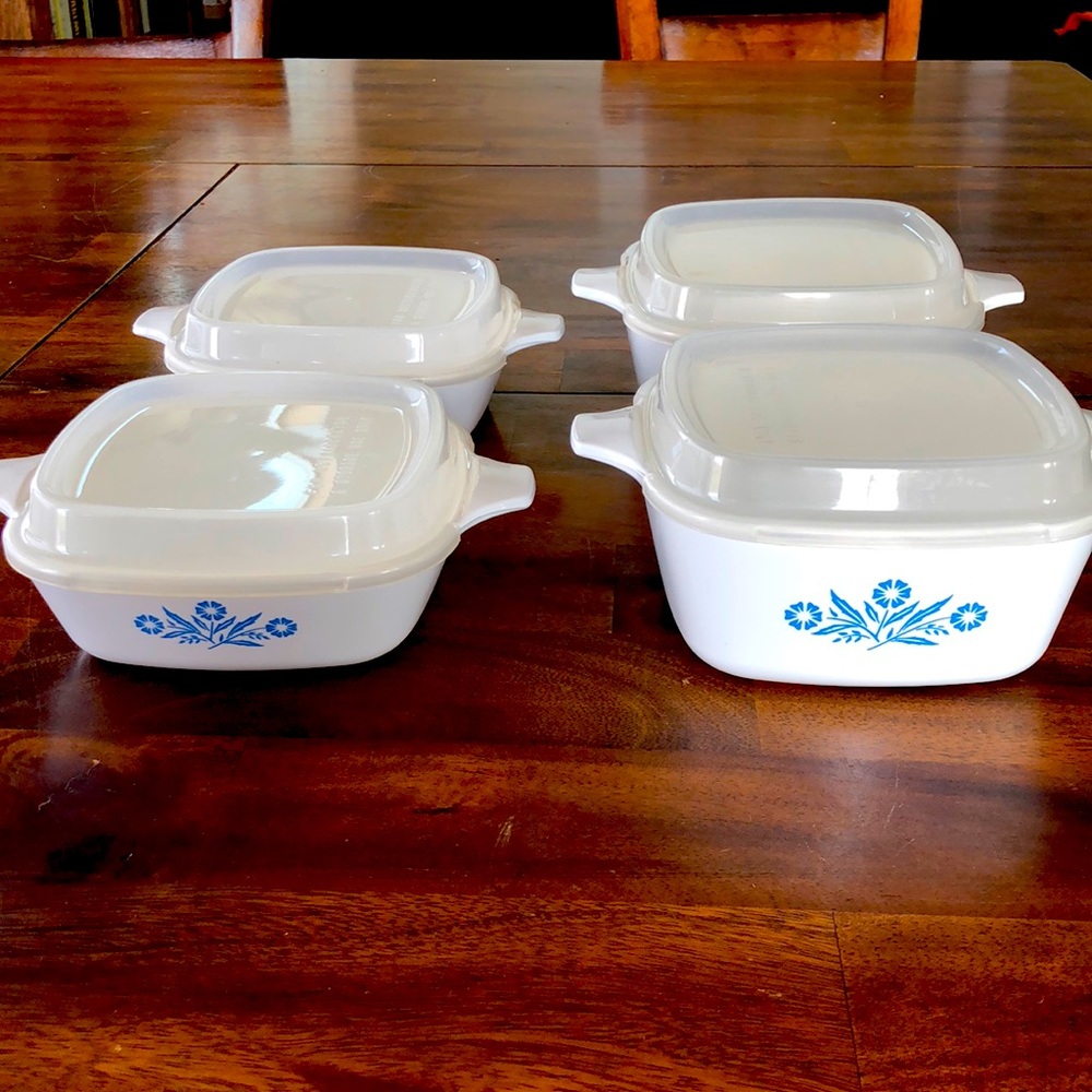 VINTAGE Corning Ware set